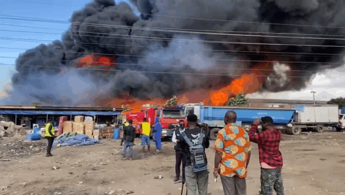 Avenor fire (2)