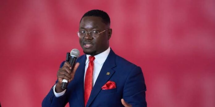 Jonathan Alua