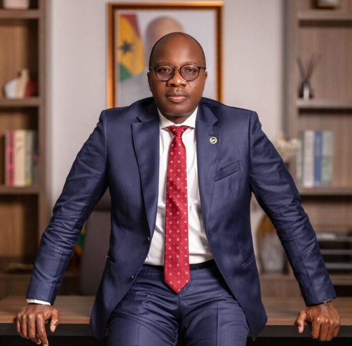 Mahama Ayariga 1