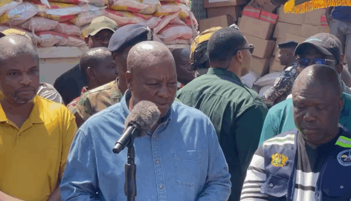 Mahama in Hohoe flood