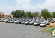 Local Government Minister presents vehicles to MMDCEs, warns against misuse