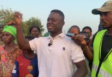 Sumburugu Assemblyman, youth protest over deaths of 2 young men on Bolga–Navrongo Highway